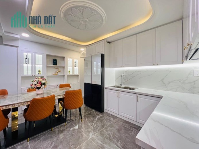 Bán nhà Quận Gò Vấp - Đường Bạch Đằng - 43m2 giá 6.3 tỷ