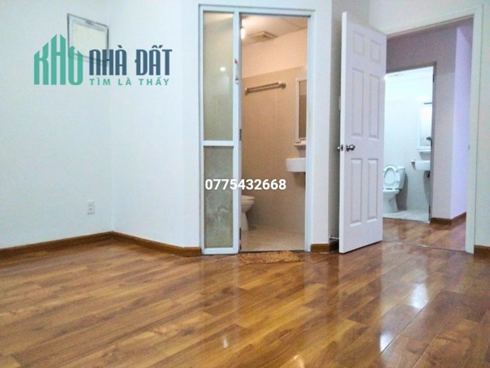 Bán ehome3 64m2, 2PN,2WC có banlcon gần Võ Văn Kiệt , đã có sổ hồng