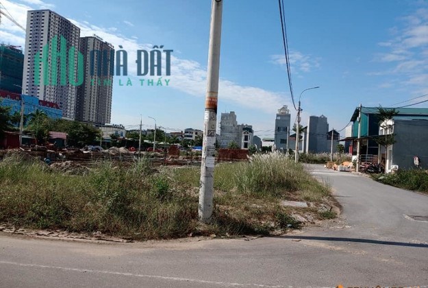 Chính chủ cần bán gấp mảnh đất ở khu Lai Xá diện tích 60m2, lô góc