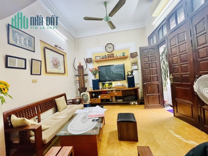 Nhà đẹp nhất phố Yên Lạc, 44m² x 4 tầng. Giá 5.45 tỷ TL.