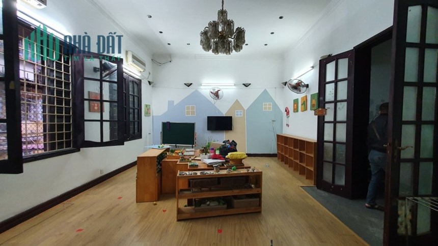 BÁN NHÀ PHỐ ĐỘI CẤN, DT 210M2, MT 6M, VĂN PHÒNG, KD, THOÁNG 4 MẶT, ÔTÔ , GIÁ 150TR/M.