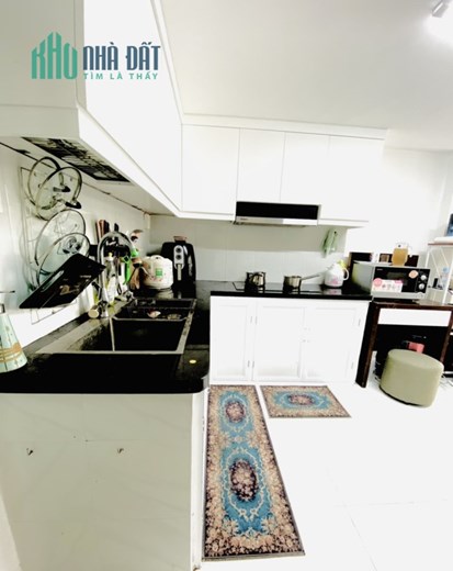 Nhà mặt phố 33m2, nhà cấp 4, Nguyễn Khoái - Hoàng Mai, giá 3.2 tỷ