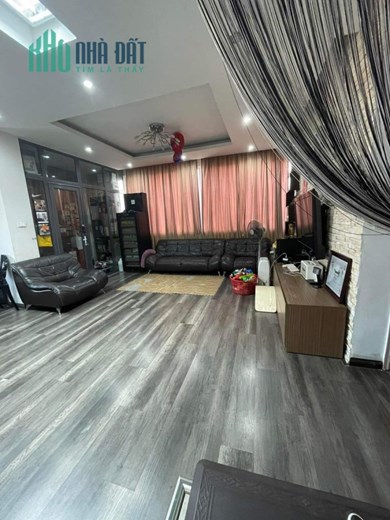 Chung Cư 120m 2 Phòng Ngủ 2 WC Minh Khai Hai Bà Trưng. Gần Nhiều Trường Đại Học. Chủ Muốn Bán Nhanh