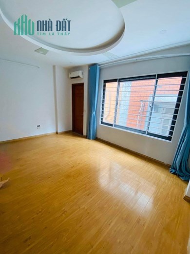 Bán nhà Vũ Trọng Phụng 60m2. Gần mặt phố, ngõ thoáng, nhiều phòng, nhà đẹp