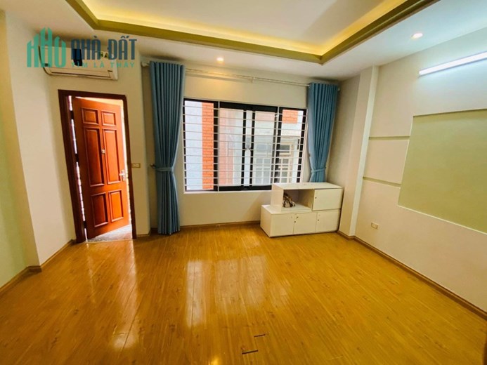 Bán nhà Vũ Trọng Phụng 60m2. Gần mặt phố, ngõ thoáng, nhiều phòng, nhà đẹp