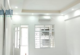 chung cư tầng 3  phố Lạc Trung, Q. Hai Bà Trưng, dt 100m, chỉ 2.6 tỷ.