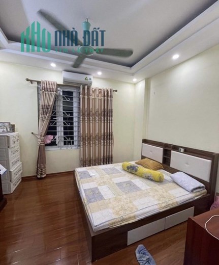 6,8 tỷ 👉 Sở hữu ngay nhà 5 tầng, phố Chùa Bộc, Đống Đa, dt42, mt4,1m. 5 ngủ đủ công năng.