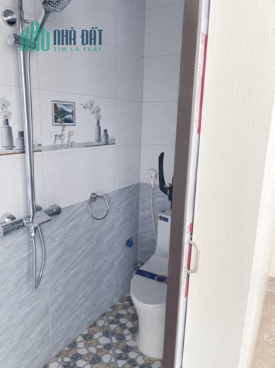 Bán Nhà LÔ GÓC- KINH DOANH- Cổ Nhuế 32M 5 tầng MT 4.5m giá chỉ nhỉnh 4 tỷ