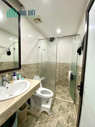 Bán nhà 61m2 F361 An Dương, Tây Hồ Chủ tự xây Ô tô dừng đỗ Ô tô tránh 10m 4.1 Tỷ