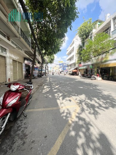 Chính chủ bán nhà phố Định Công 106M x 5.2MT, phân lô, ô tô tránh, vào nhà. 10.5 tỷ.