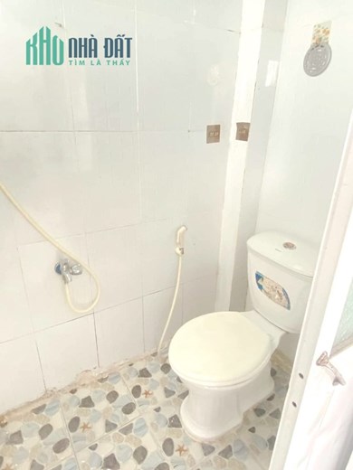 Nhà bán măt hẻm ô tô 314 Âu Dương Lân P3Q8 - Giá 960 Triệu