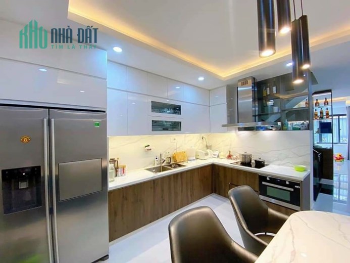 Bán nhà riêng Đỗ Đức Dục, 41m2, 3 ngủ, ô tô, nội thất đỉnh, 4 tỷ 5