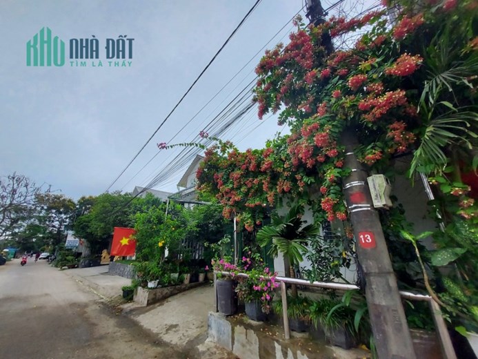 Chính chủ bán 60m2 Đất MT Tú Xương TP.Huế, chỉ 2,7 tỷ. LH:0935963777.