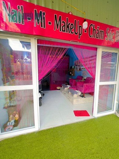 Chính chủ cần sang lại mặt bằng lấy lại cọc 5 triệu + cửa kính 4tr + mái hiên 2 tr tổng 11 tr