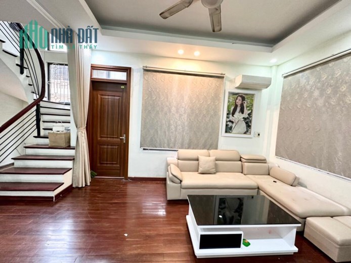 Bán Gấp Nhà Bế Văn Đàn, Hà Đông 51m2, KINH DOANH, Ô TÔ, Gía GẤP!