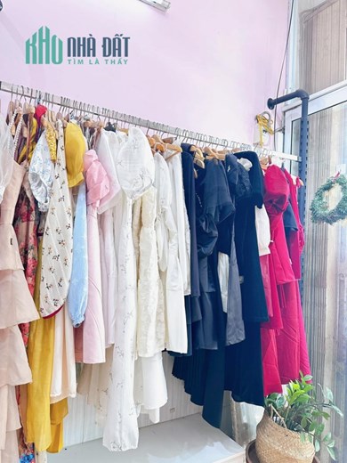 EM CẦN SANG SHOP QUẦN ÁO NỮ