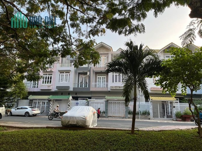 Cần cho thuê nhà liền kề 3 tầng KĐT Vĩnh Điểm Trung, Nha Trang