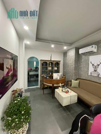 Bán nhà mặt tiền đường Trần Kế Xương  Phú Nhuận diện tích 45 m2 thương lượng