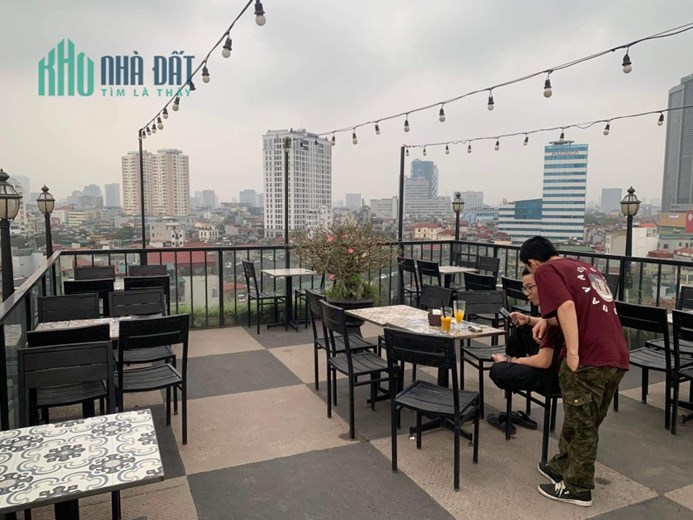 CẦN SANG LẠI QUÁN CAFE ROOPTOP VỊ TRÍ TRUNG TÂM ĐẦU NGÃ TƯ SỞ.