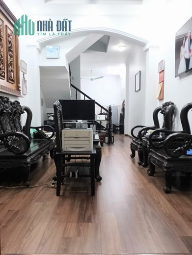 Nhà Vương Thừa Vũ khu phân lô quân đội MT 4m, 46m2 4T hơn 5 tỷ có 2 mặt thoáng