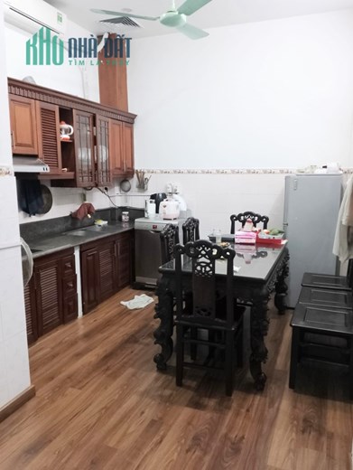 Nhà Vương Thừa Vũ khu phân lô quân đội MT 4m, 46m2 4T hơn 5 tỷ có 2 mặt thoáng
