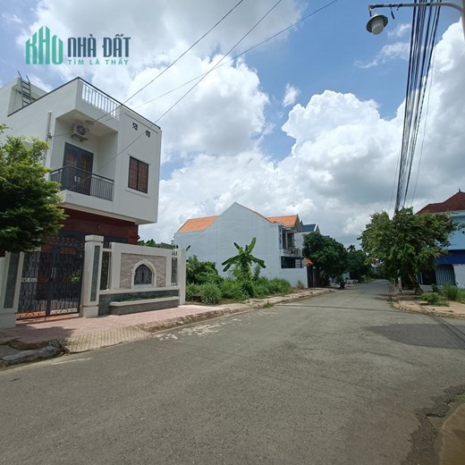 bán đất đường huỳnh văn nghệ thành phố biên hòa đồng nai DT : 140m2  ngang 7m2 đường rộng có vỉa hè