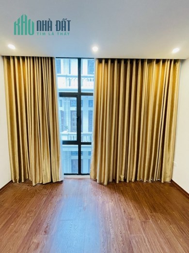 Bán nhà xây 4tầng Nguyễn Trãi-Đống Đa, ngay khu Trường Đại học Thủy lợi, HV Ngân hàng, ĐH Công đoàn