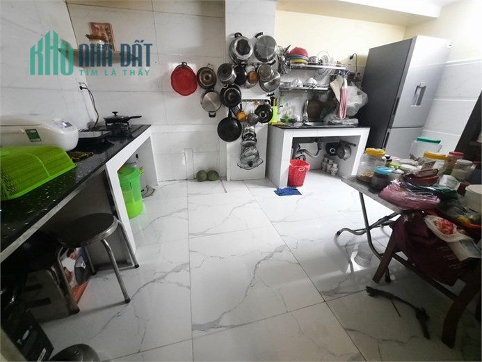 NHÀ NGANG 9M BỀ THẾ, HẺM KINH DOANH SẦM UẤT Q7