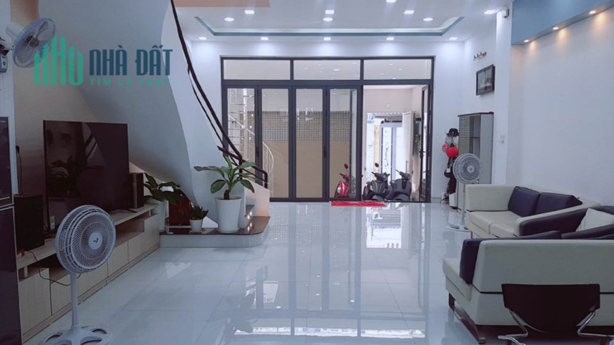 HXH 7 CHỔ CHẠY VÔ NHÀ-GÒ VẤP-NGANG 6M-3TẦNG BTCT-130M2 11,2TỶ RẺ NHẤT KHU.