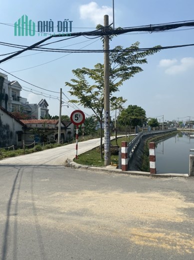 Bán 110,8 m2 đất 2MT Thạnh Xuân 25, Quận 12 SHR 4.35 tỷ. Lh:0946116611