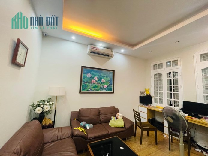BÁN NHÀ YÊN HÒA, CẦU GIẤY KINH DOANH 52M2, 5T, MT 4M, GIÁ 5.99 TỶ.