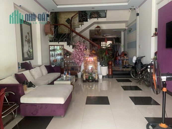 Nhà mặt tiền Hoà Cường Bắc Ngô Thị Liễu , 84m2, 3 tầng đẹp
