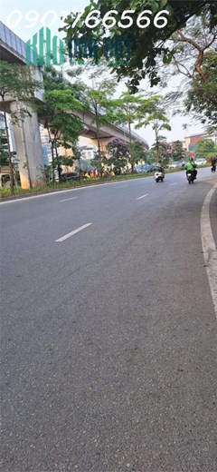 Bán nhà siêu đẹp, Mặt Phố Hoàng Cầu, View hồ lộng gió, 50m x 4T, Mt 4.8, Giá 25 tỷ.