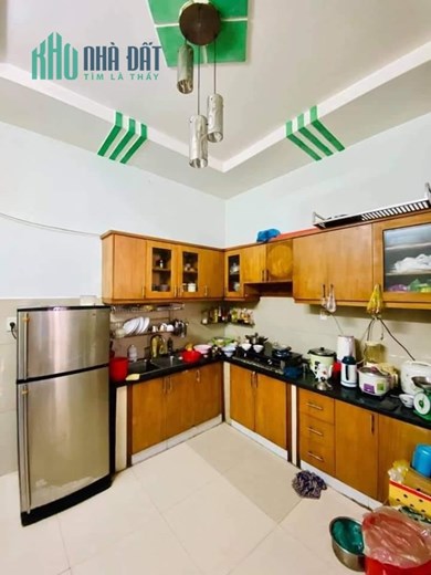 Bán nhà hẻm 7m xe tải phường 10 Tân Bình 4x14m sổ vuông giá 6 tỷ 99