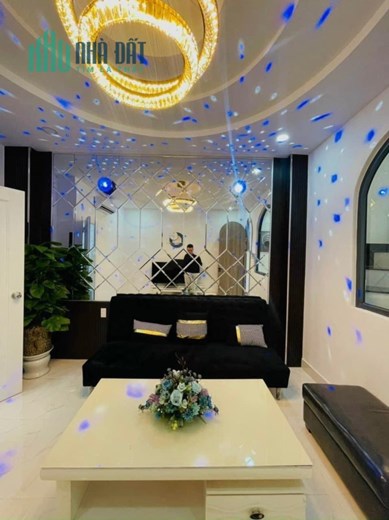 Bán nhà 2 tầng, 2 mặt tiền đường 48m2 / 4 x 13 đường Phạm Văn Đồng, Bình Thạnh, giá nhỉnh 6 tỷ.