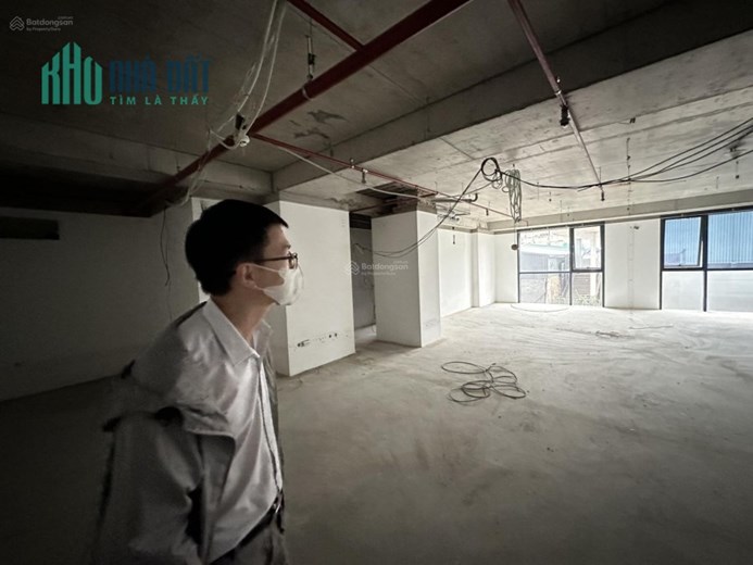 Chính chủ - Mặt bằng văn phòng tòa nhà Platinum Residence Đường Nguyễn Công Hoan, Phường Ngọc