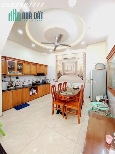 Siêu phẩm Lũng Hoa 4 tầng mặt ngõ Đằng Hải, ô tô đỗ cửa thông ngày đêm giá 2.65 tỷ