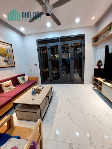 BÁN NHÀ TÂN MAI, HOÀNG MAI - 61m X 4T - LÔ GÓC - Ô TÔ 7C VÀO NHÀ - NHỈNH 8 TỶ