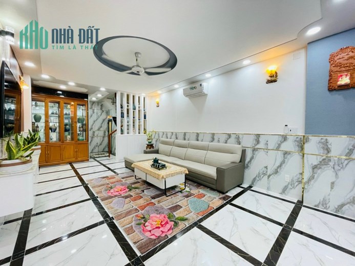 🔥🔥 NHÀ MẶT TIỀN CÓ THANG MÁY CHƯA BAO GIỜ RẺ NHƯ VẬY XEM NHANH ĐỪNG BỎ LỠ