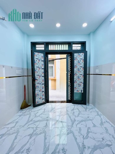 Nhà Mới 45m2 2 tầng 2pn Bến Vân Đồn, Quận 4 chỉ 3.1 tỷ