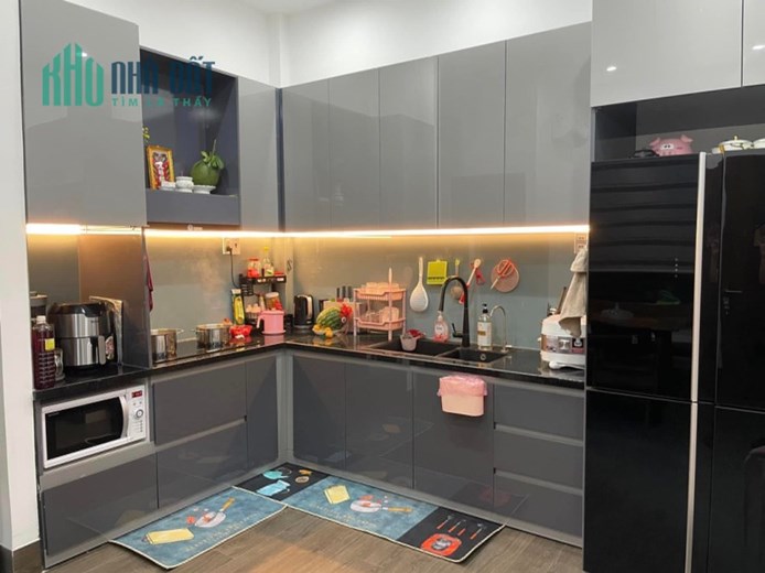 Bán gấp nhà đường Thi Sách, nhà đẹp full nội thất, lô góc 3 mặt thoáng giá nhỉnh 6 tỷ