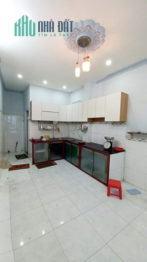 Nhà 66m2 Huỳnh Tấn Phát, chỉ 3 tỷ chín