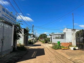 HOT HOT HOT chính chủ cần bán nhanh lô đất sinh lời cao tại xã Cư Êbur thành phố Buôn Mê Thuật tỉnh
