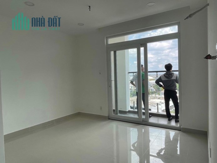 Chính chủ cần bán căn hộ trung tâm Q6 4 mặt tiền đường lớn