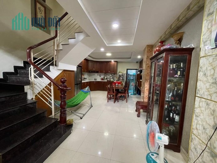 Bán Nhà Ngay Lotte Mart Quận 7, 5 Tầng, 75m2, 6,98 Tỷ, Lh 0906332558