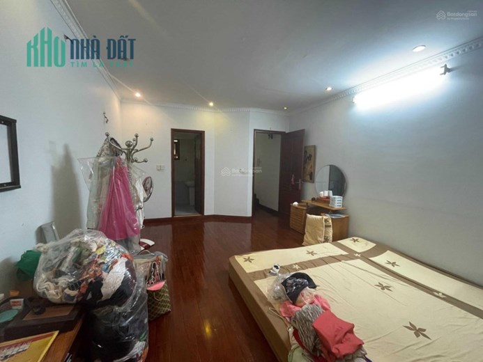 Bán nhà Trần Cung - Khu Quân đội phân lô, 72m2 giá chỉ nhỉnh 8 tỉ