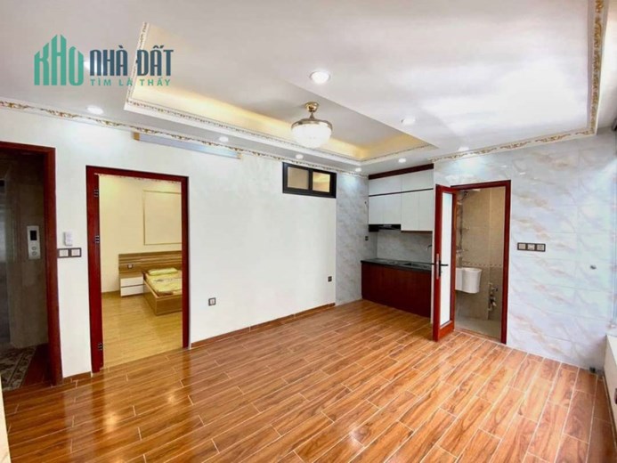 Bán tòa nhà Bồ Đề, Long Biên, ô tô tránh, 160m2x 7 tầng thang máy, mặt tiền: 12m, 23 tỷ