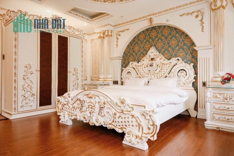 Bán 2 căn biệt thự sang trọng mặt tiền Dã Tượng, Đà Lạt - 1058m2, 140 tỷ - Nội thất VIP