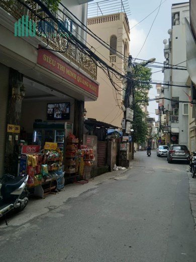 PHÙNG CHÍ KIÊN, PHÂN LÔ,GARA 7 CHỖ , THANG MÁY KD
59 m 6 tầng 12,5 tỷ