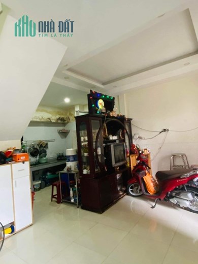 Nhà bán Quận Tân Phú dưới 6.x tỷ mới, 72m2, 2 Tầng, Ngang 6.6m